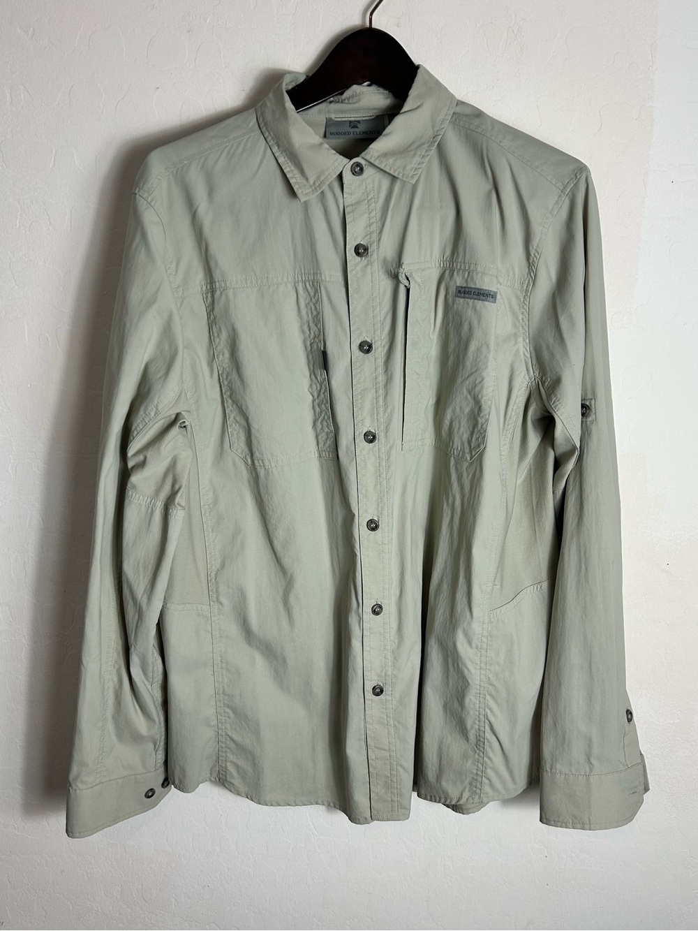 Rugged Elements long sleeve button up shirt Size Medium
